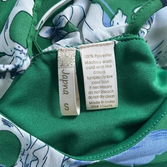 Japna Floral Ruffle Tank Top Size Small - Picture 6 of 7